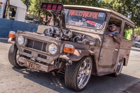 Video: This Bodacious FJ40 Is An Assuie-Built Burnout Machine