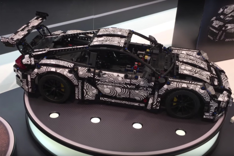 The Lego Technic Porsche 911 GT3 RS Looks Almost Like The Real Car