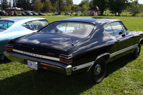 Video: Lope From The Great White North - Cammed '68 Beaumont SD 396