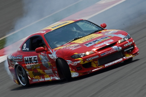 Video: Taniguchi Drifts Famous HKS S15 at Mobara