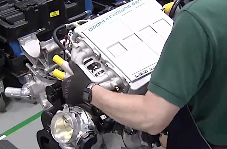 Video: Inside The LS9 Engine Assembly Plant