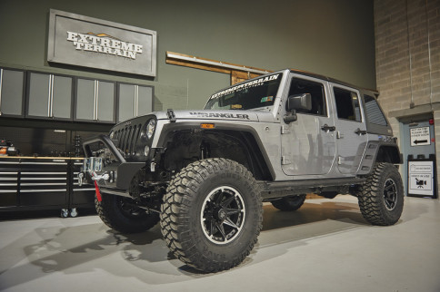 Overhaul: 2016 Jeep Wrangler JKU Black Bear