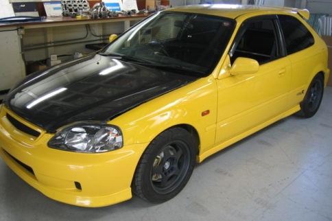 Video: Spoon Civic Revs to the Moon
