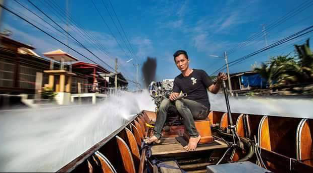 Video: Turbodiesel Canal Boat Is Completely Bonkers