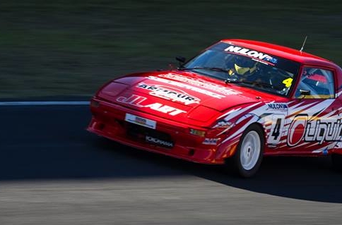Video: RX-7 Overtaking Masterclass at Bathurst