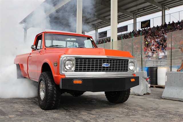 2014-GM-Burnouts-03