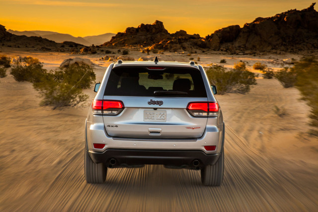 Jeep-Grand-Cherokee-Hellcat-Trailhawk-5