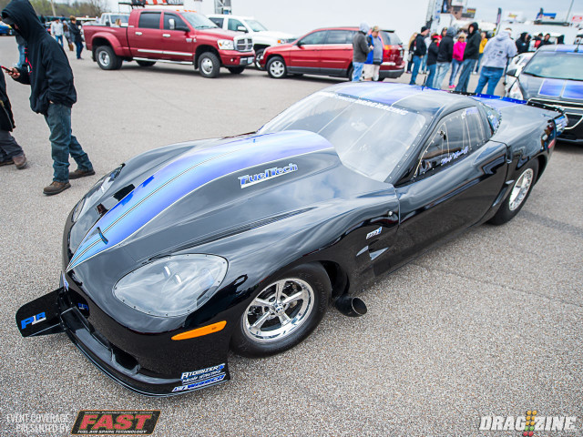 Mark Woodruff made his quickest pass in competition today with a great 3.96 at 200 MPH to land him in the #4 spot in Radial vs the World. Woody will face Shannon Beeler's swoopy Trans Am in the opening frame of eliminations.