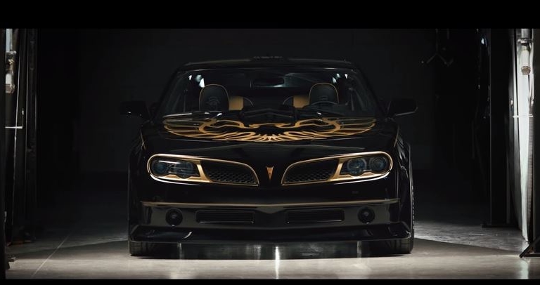 Video: Burt Reynolds Brings Back the Trans Am