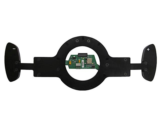 F143995611