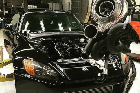 Video: 2JZ-Swapped S2000 Runs Texas Streets