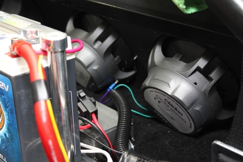 High Tech and Lightweight Stereo With Clarion