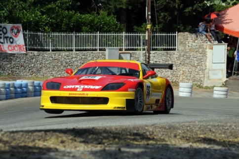 Video: Screaming Hillclimb with a Ferrari 550 GT!