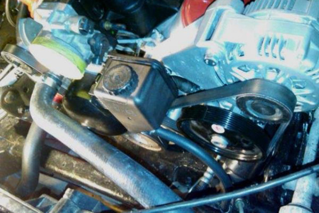 Accessories and serp belt are installed. 