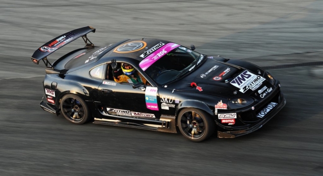 http://sportprimorsky.ru/uploads/posts/2015-04/1430181465_hibino-na-boevoy-toyota-supra.jpg