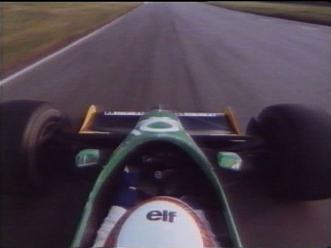 Video: Jackie Stewart Tests the 1,000-HP Benetton F1!