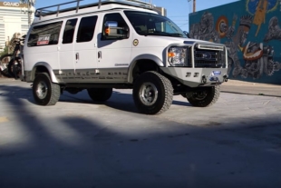 Video: A Closer Look At Optima’s 4x4 Econoline Van
