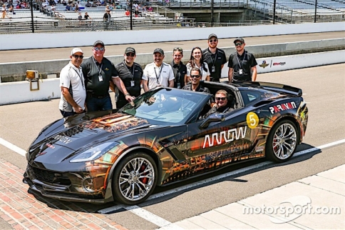 Look Ma, No Hands! Semi-Autonomous Corvette Sets Speed Record