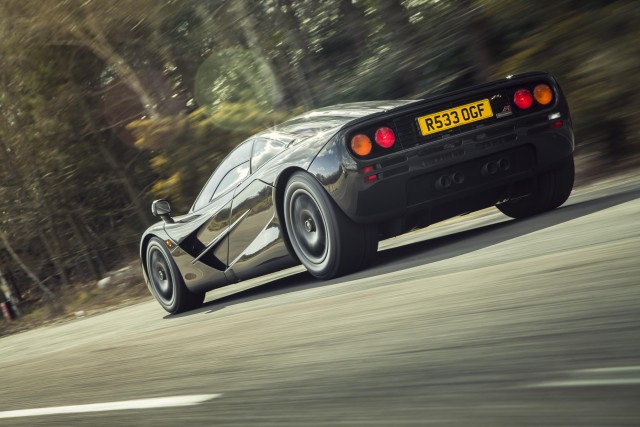 http://cdn2.evo.co.uk/sites/evo/files/001-mclaren-f1-69_0.jpg