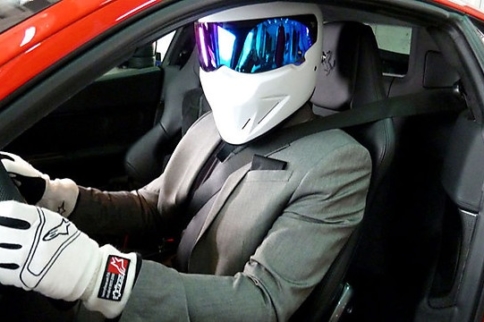 Video: Stig's Italian Cousin Thrashes a 458 at Imola!
