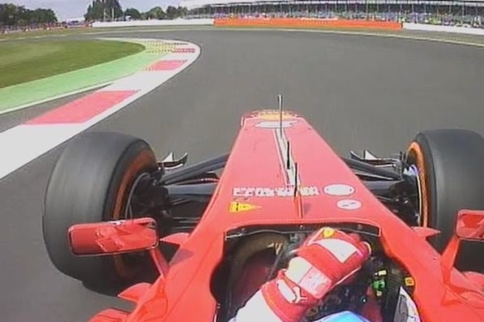 Video: Managing Understeer and Oversteer Mid-Race