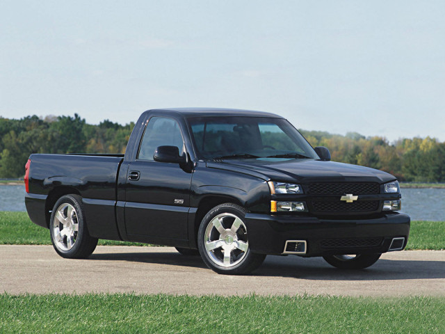 Chevrolet-Silverado_SS-2003-1600-02