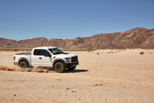 Video: 2017 Ford Raptor Adds Baja Driving Mode
