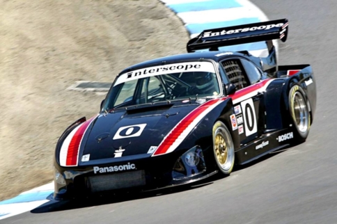 Video: Porsche 935 Muscles Cup Cars, Vipers and More