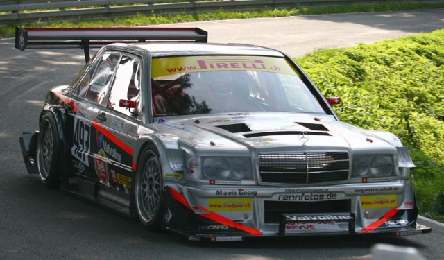 http://www.hadel.net/autos/assets/2008/akt/akt_bergrennen_osnabr2008_005.jpg