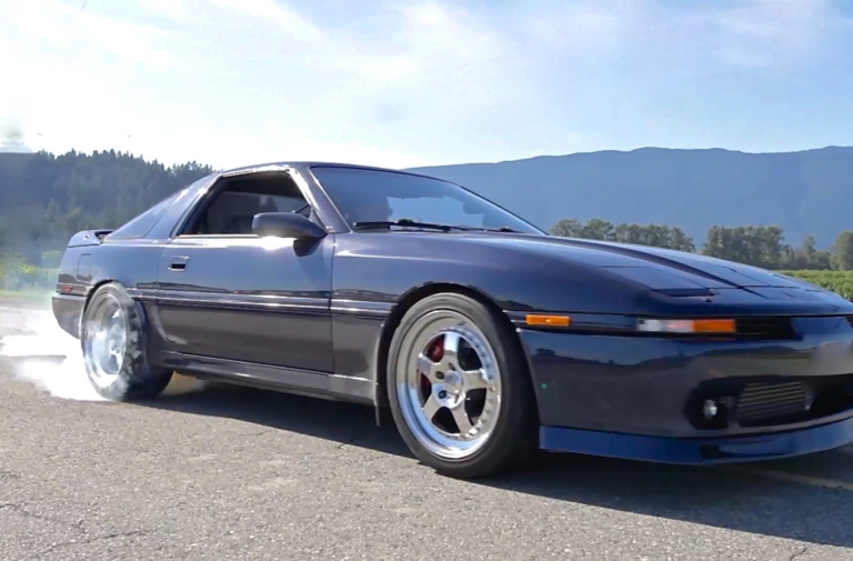 Video: 2JZ-Swapped, 876-HP, MkIII Supra Monster