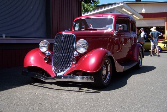 Mel Matsuda's steel '33 Victoria is a form of fine art, an 11-year pursuit of perfection. 