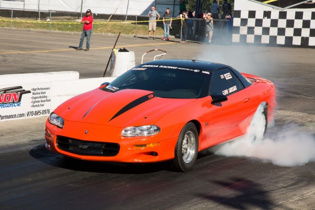 Kevin Lumsden took out Glen Pushis with a hole-shot 10.24 to Pushis running a 10.23 in the Chevrolet Performance Stock final to win LS Fest. Pushis kept enough of a points lead to win the series title for 2016.