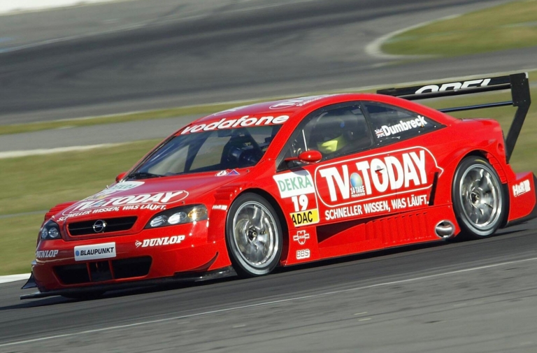 Video: DTM Opel Takes to Time Attack