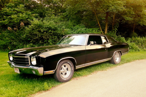 Home-Built Hero: Terri Booth's '70 Monte Carlo