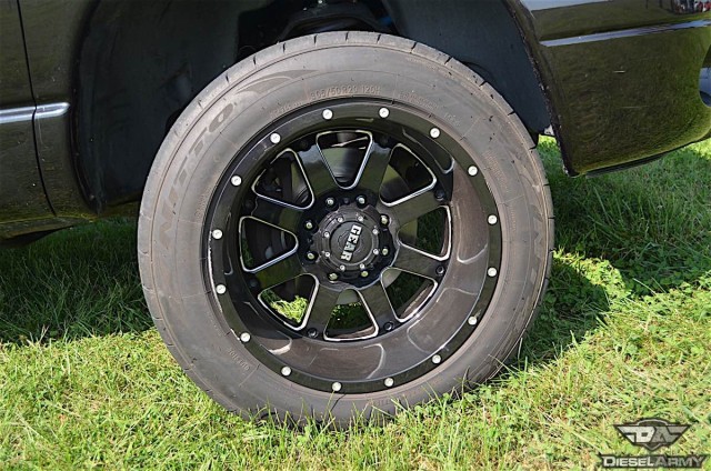For the best traction and looks possible, 305/50R20 Nitto 420S tires were wrapped around 20x12 Gear alloy wheels.