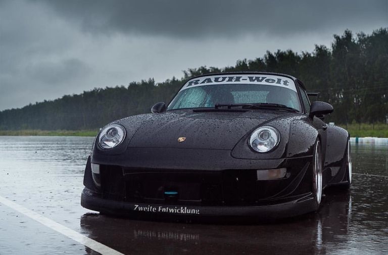 Video: Rauh Welt Begriff's Blackened Bagheera Build