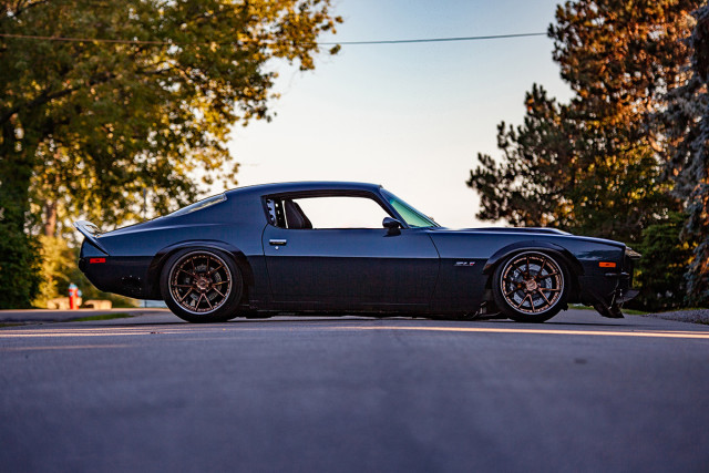 cyrious-garage-world-war-z-camaro-45
