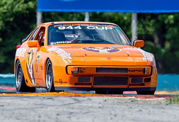Video: Porsche 944 Cups Duel at Sebring