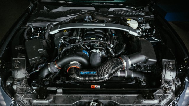 Base on the Vortech V3 SCi head unit, this new kit features mandrel-bent discharge tubes a 98mm mass airflow housing an ample air-to-air intercooler.