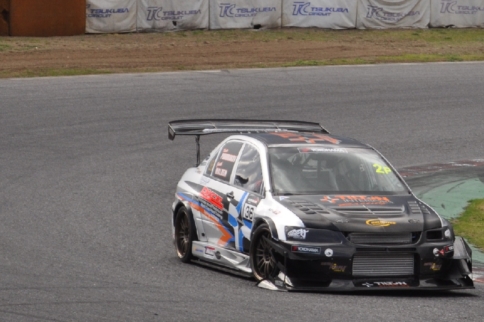 Video: 850-HP Evo Through the Eyes of a Racing Driver