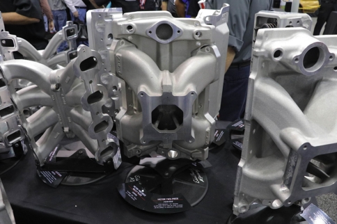 PRI 2016: Edelbrock Reveals New Casting Techniques And HEMI Parts
