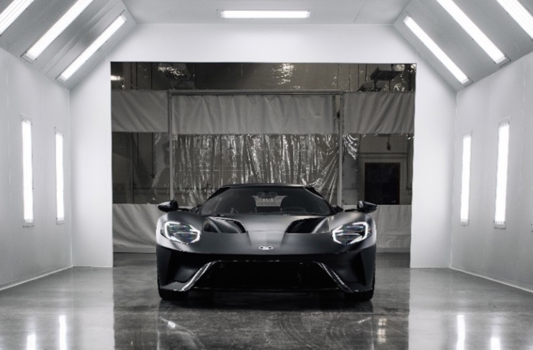 First Ford GTs Roll Off The Assembly Line