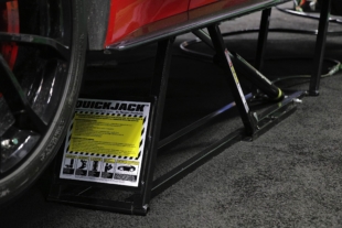 PRI 2016: QuickJack Lifts You Up With A Push Of A Button
