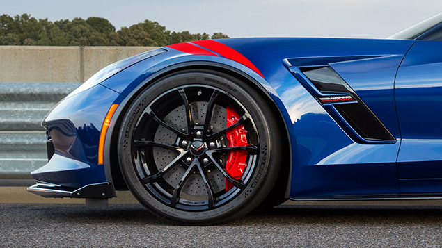 2017-chevrolet-corvette-grand-sport-sports-car-mo-design-635x357-06