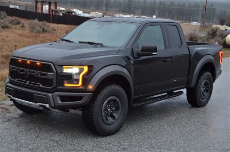 2017-Ford-Raptor012