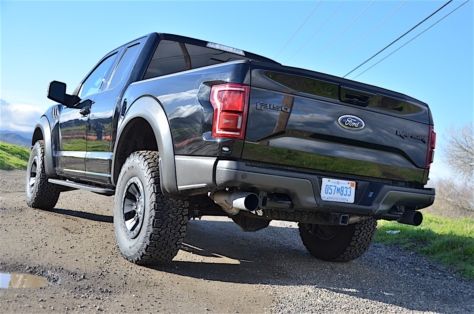 2017-Ford-Raptor115