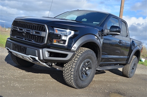 2017-Ford-Raptor116