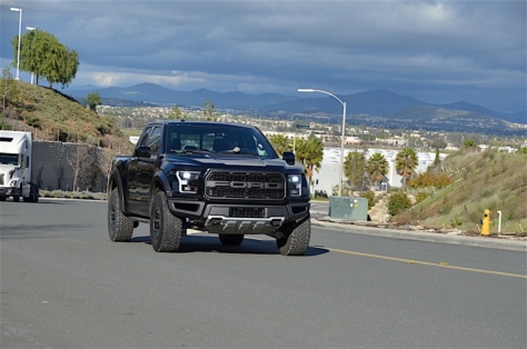 2017-Ford-Raptor163