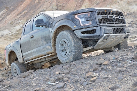 2017-Ford-Raptor217