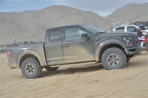 2017-Ford-Raptor244